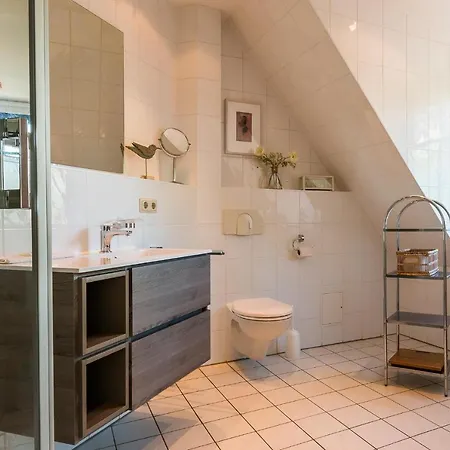 Nele Nelsson Hus, Haven Hoeoevt Holiday home