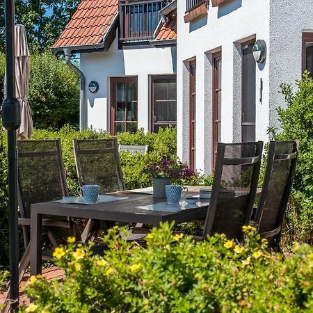 別荘 Nele Nelsson Hus, Haven Hoeoevt