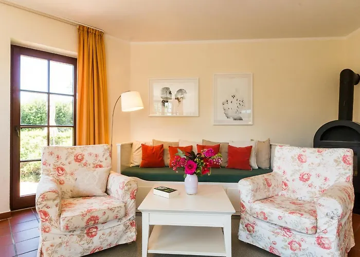 Nele Nelsson Hus, Haven Hoeoevt Holiday home *